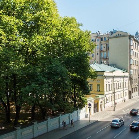 Guest House On Znamenka 13 Moscow Exterior photo